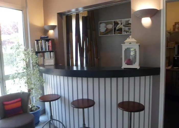 Arcantis Aquamarina מלון